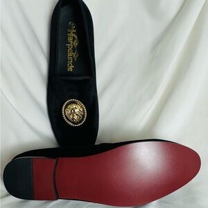 Harpelunde Men’s Black Velvet Smoking Loafers Lion Medallion Sz 12 - very clean!
